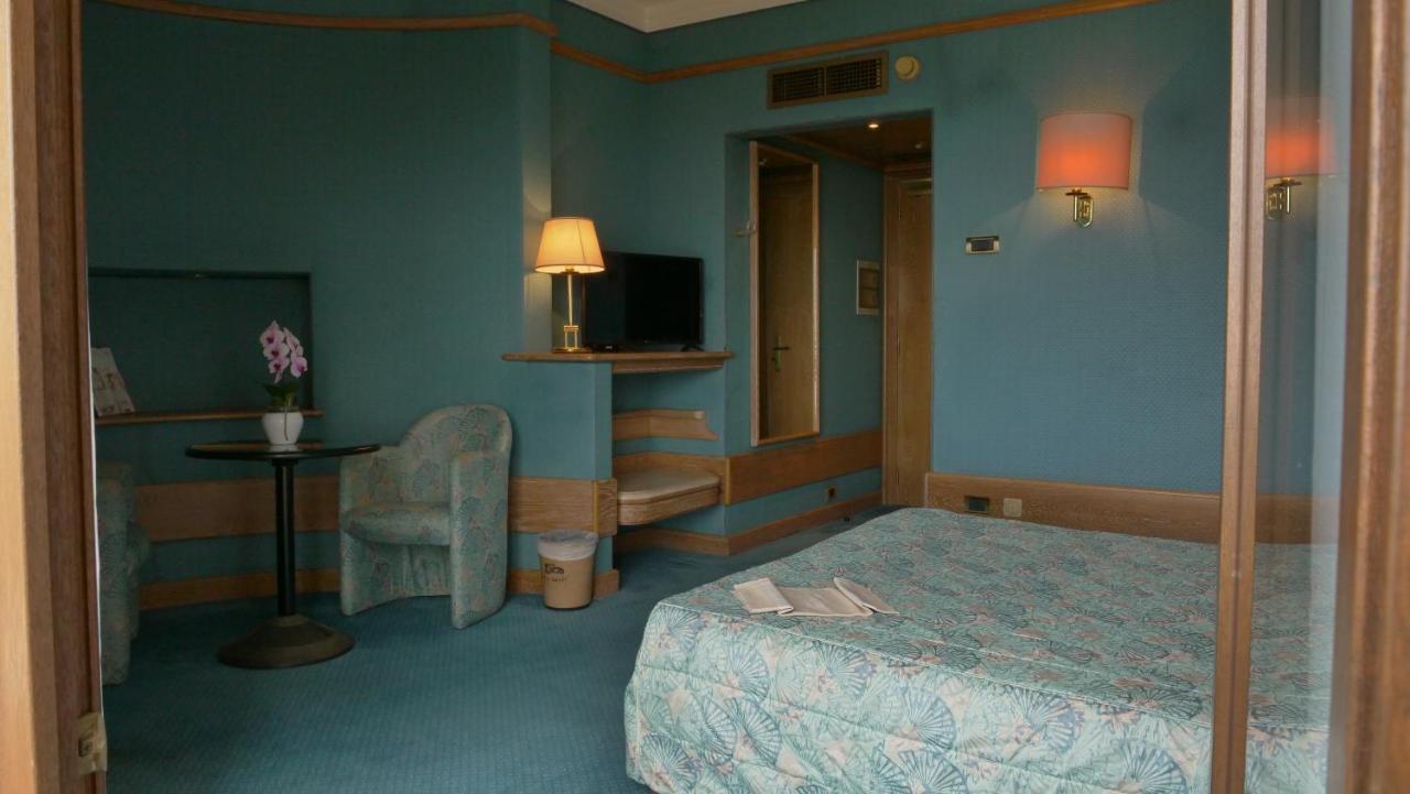 501 Hotel Вибо-Валентия Экстерьер фото